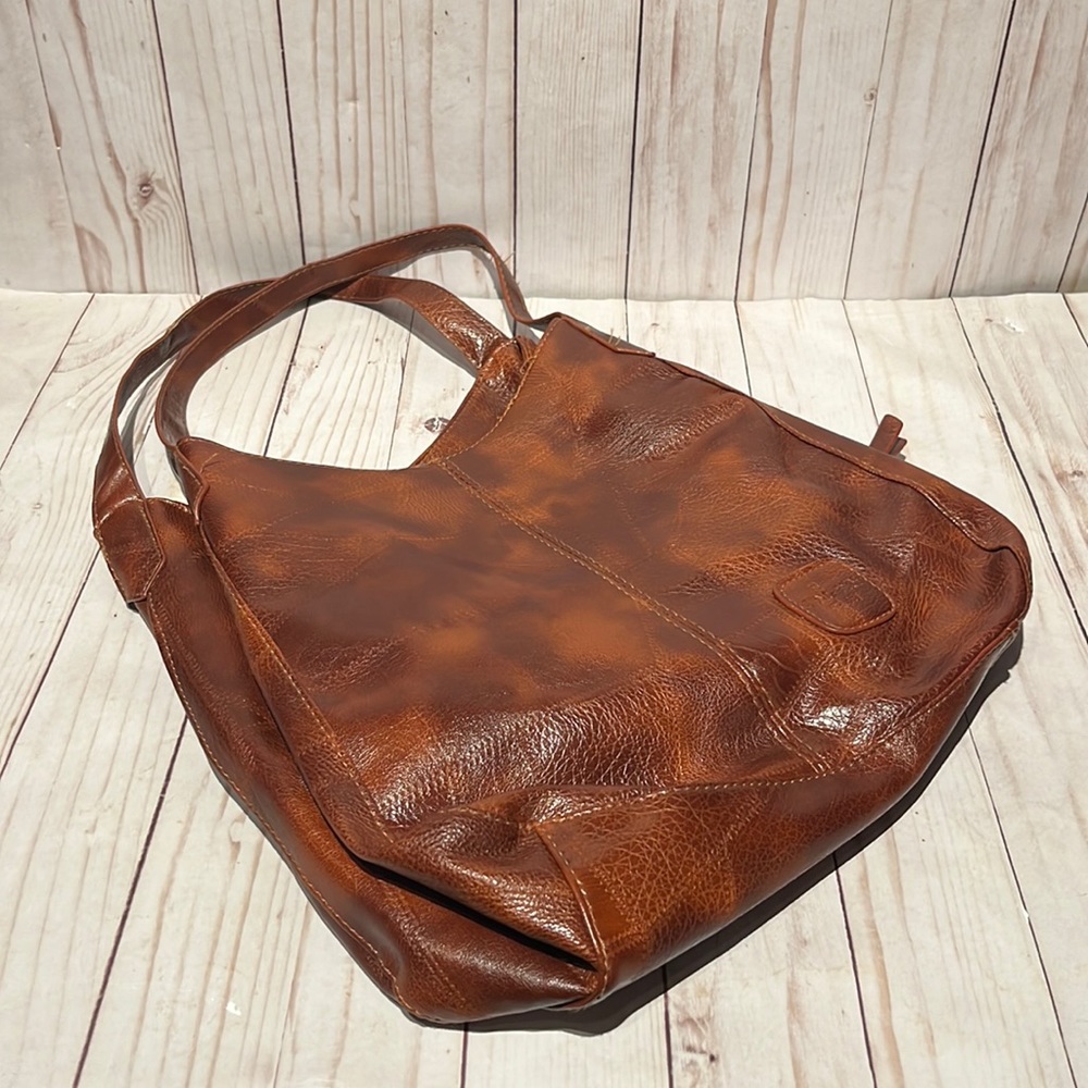 Jing Pin Pi Ju Brown Patchwork Leather Shoulder Bag